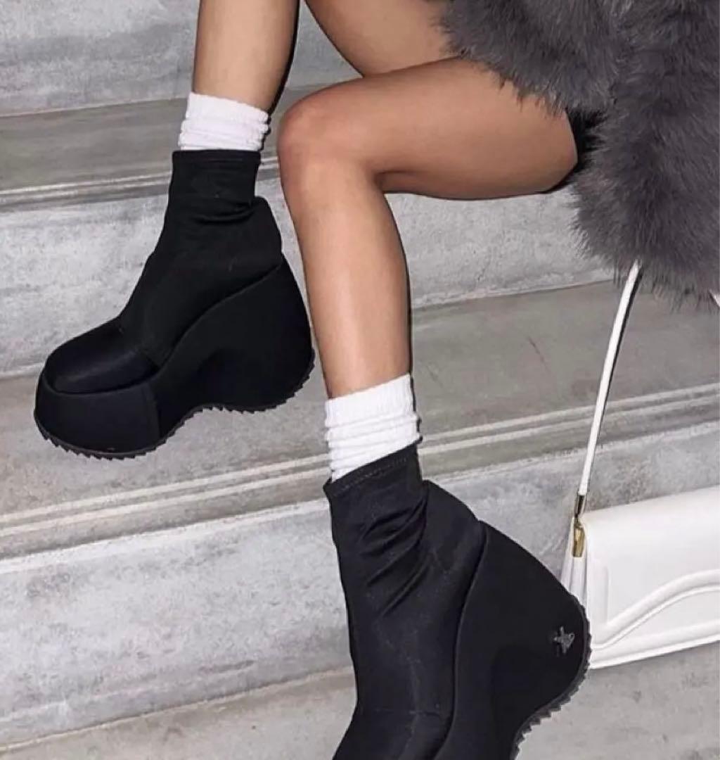 YELLO TOKYO BLACK WEDGE HEEL SHORT BOOTS TOKYO BLACK WEDGE HEEL