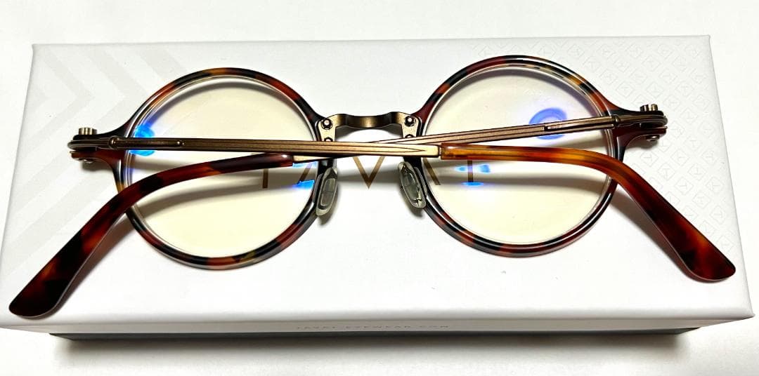 s*e様 美品 6.6万円 Tavat メガネ Soupcan SC027 Ro - メルカリ