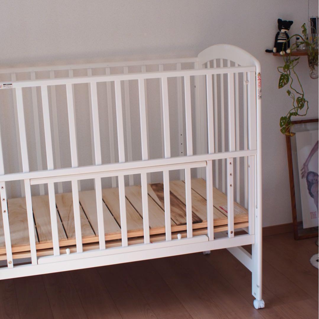 大人気 説明書付き《KATOJI》ハイポジションベビーベッド アーチ ホワイト