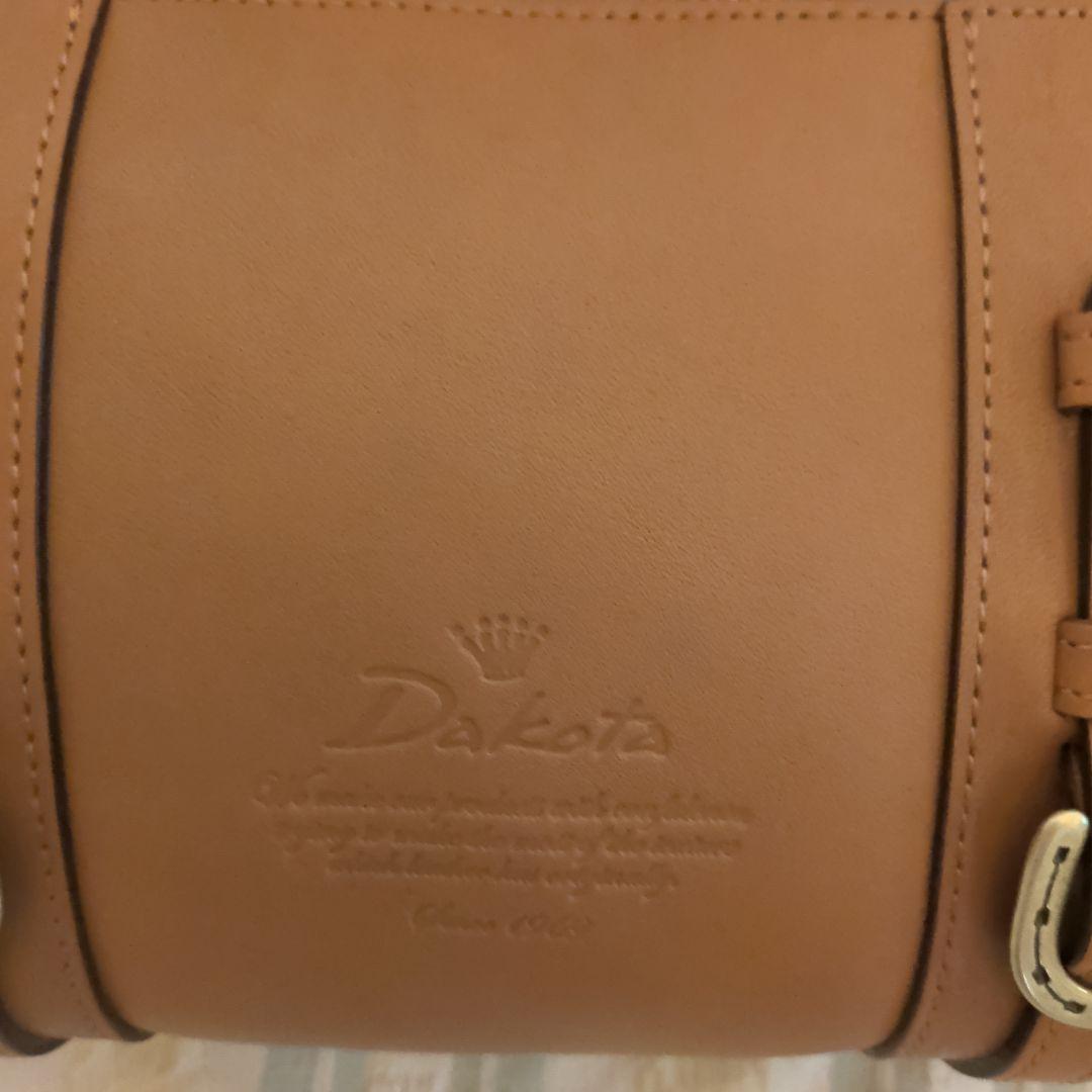Dakota キューブ ブラウンレザー ショルダーバッグ 安価