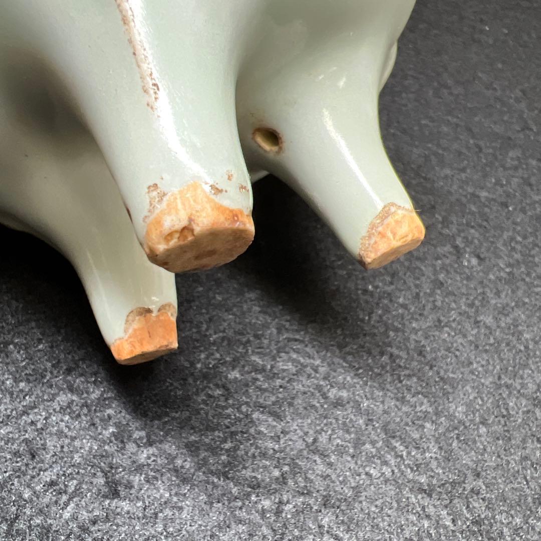 中国明時代 龍泉窯 白砡摘唐木台青磁香炉 木箱付 東Y8-0128☆2Fトカサ