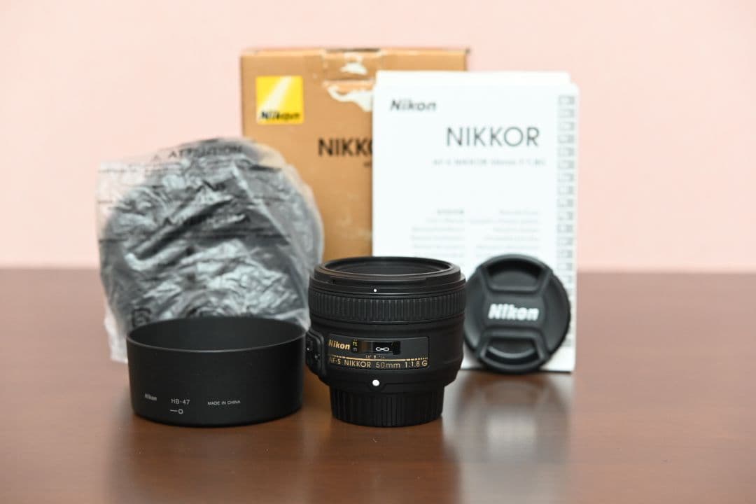 新品級 ニコン単焦点レンズ AF-S NIKKOR 50mm f/1.8G ④ カメラレンズ AF-S NIKKOR 50mm f/1.8G NIKKOR（ニッコール） ブラック