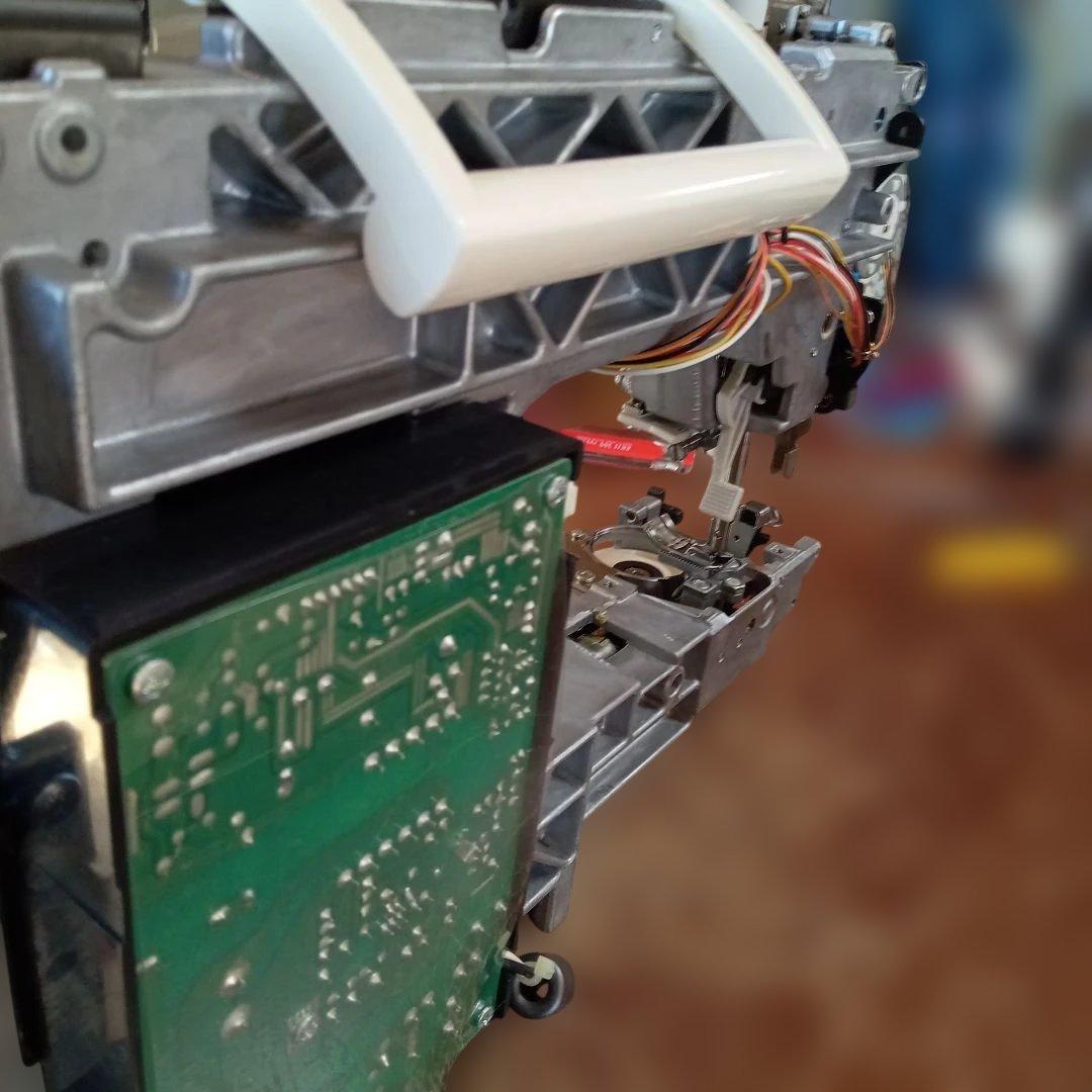 シンガーミシン本体 モナミ 分解メンテナンス済み フット付き - メルカリ