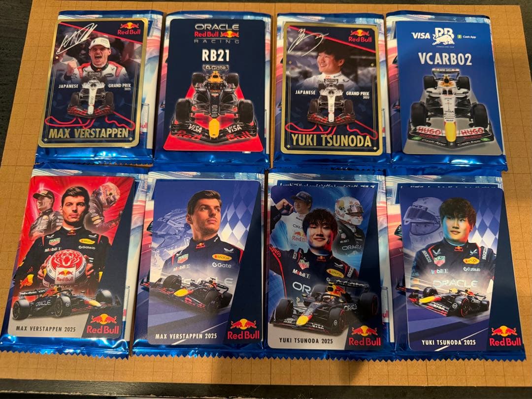 即日発送 F1 レッドブル フェルスタッペン 角田裕毅 カード 8枚 セット