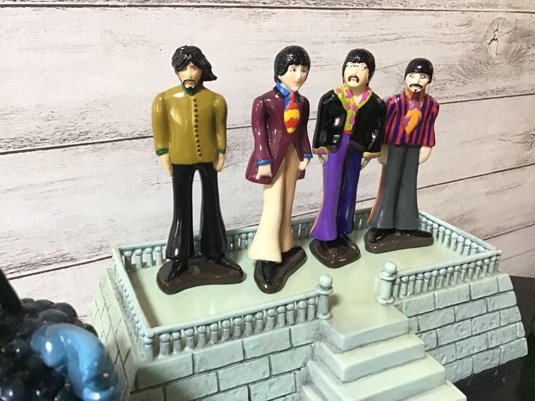 販売 中ゲーム・おもちゃ・グッズ - ビートルズ イエローサブマリン