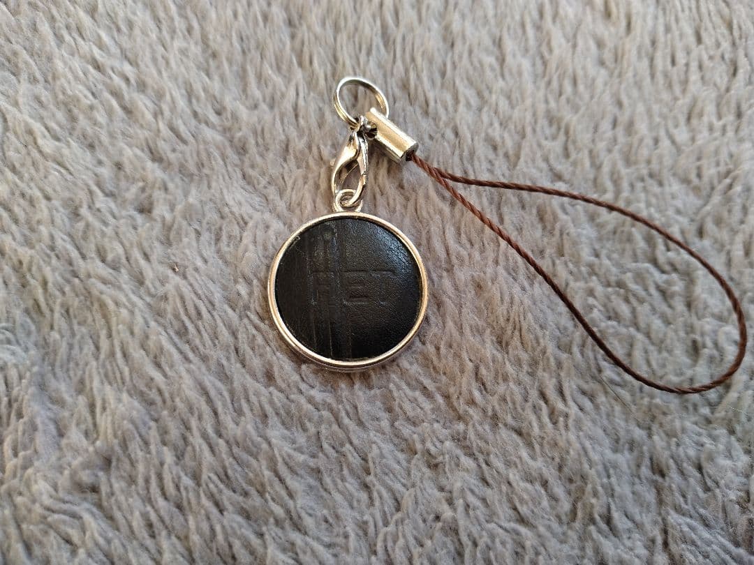 750 Z 様 専用 ナルディ クラシック 革張り替え依頼品 - メルカリ