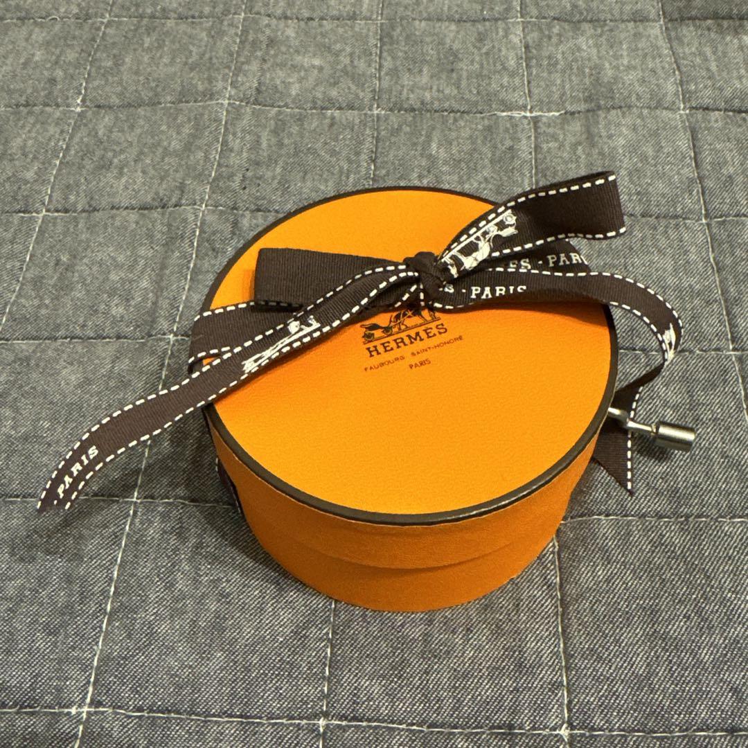 希少 HERMES エルメス オルゴール 非売品 サンタが街にやってくる