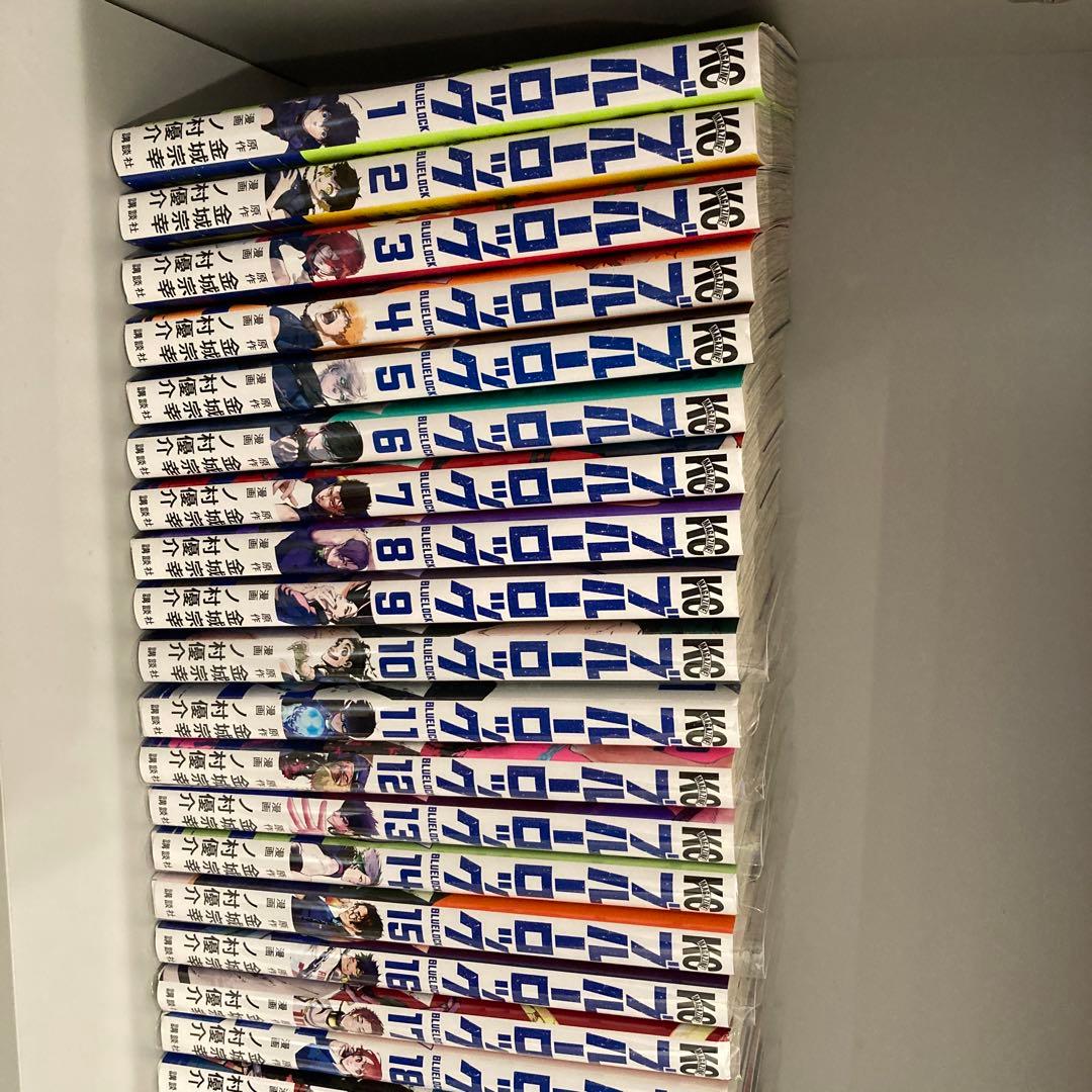 ブルーロック1〜28巻、エピソード凪1 〜3巻、映画特典1巻 【