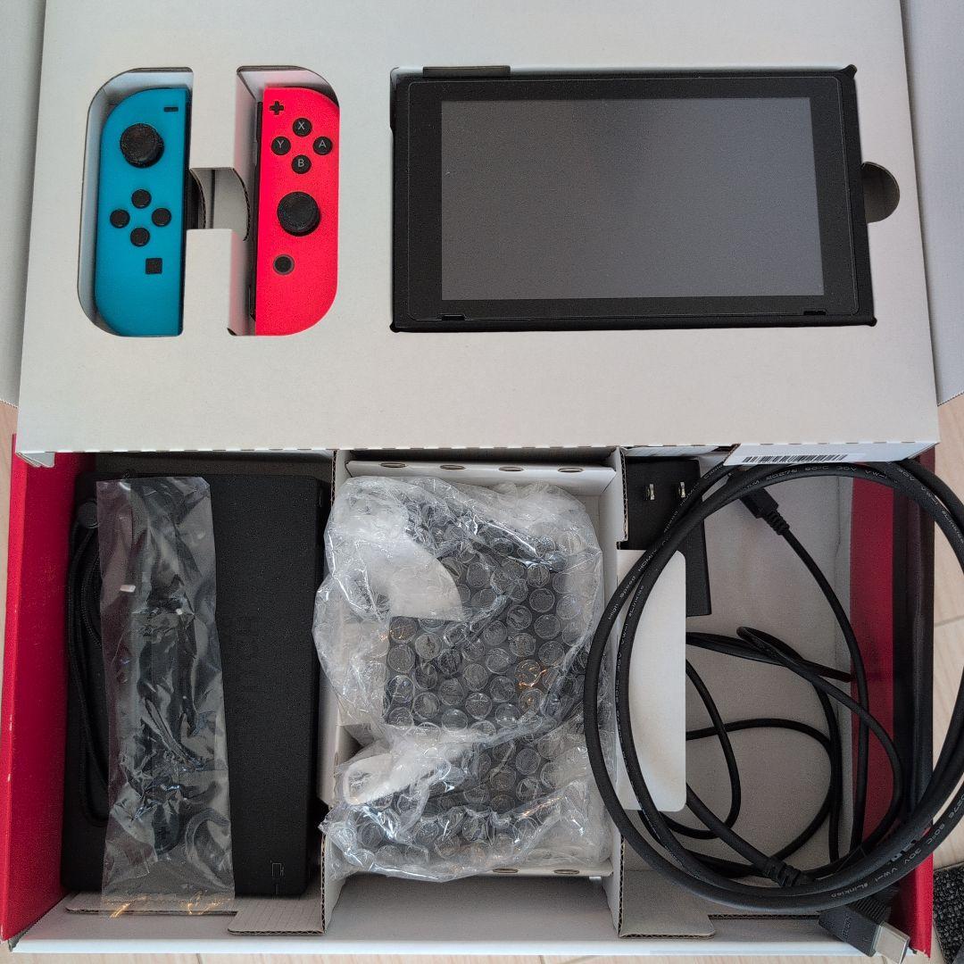 Nintendo Switch 本体　ネオンブルー/ネオンレッド Nintendo Switch ネオンブルー・ネオンレッド 任天堂 ゲーム機 本体