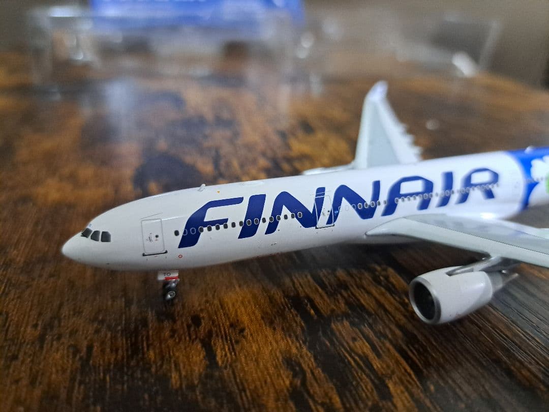 美品】FINNAIR A330-300 Marimekko 1/400 - メルカリ