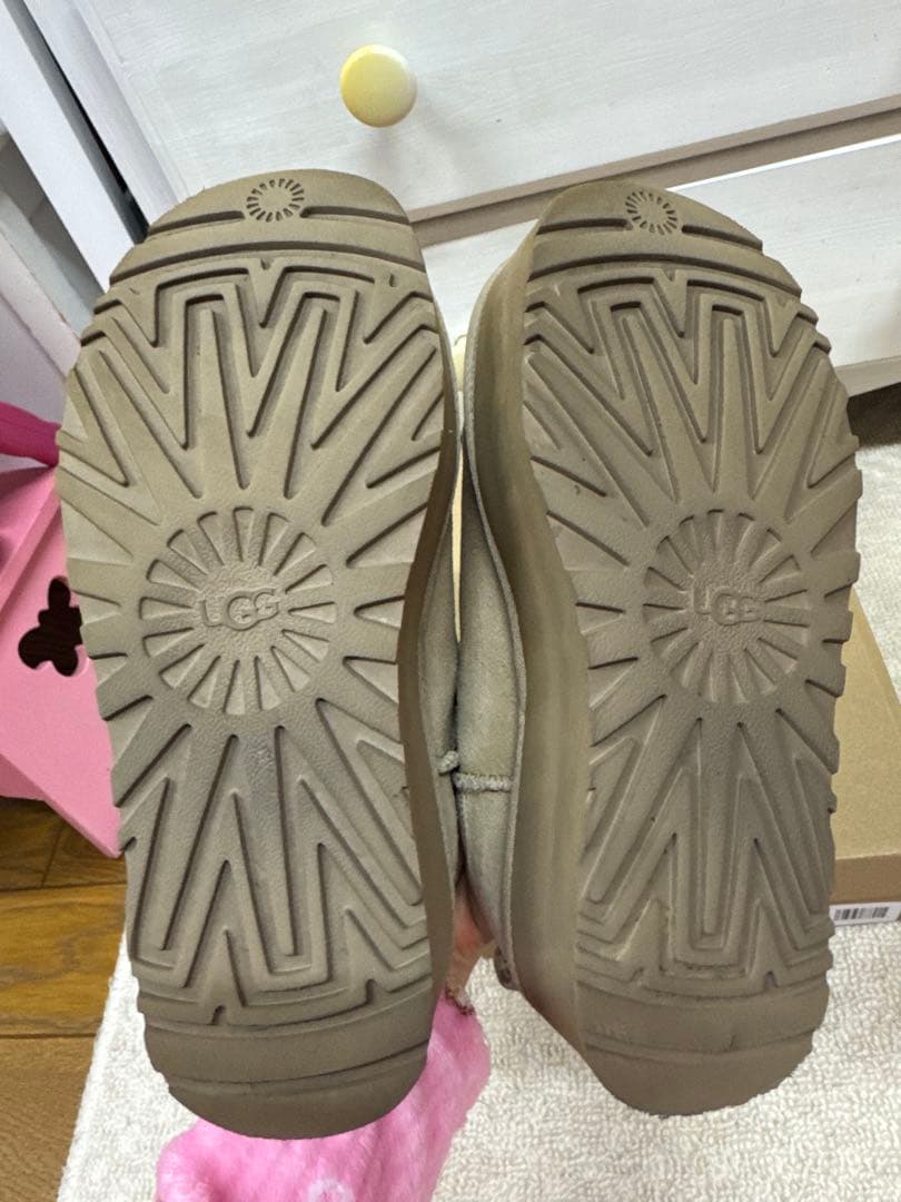 UGG 厚底ムートンブーツ　23.0cm