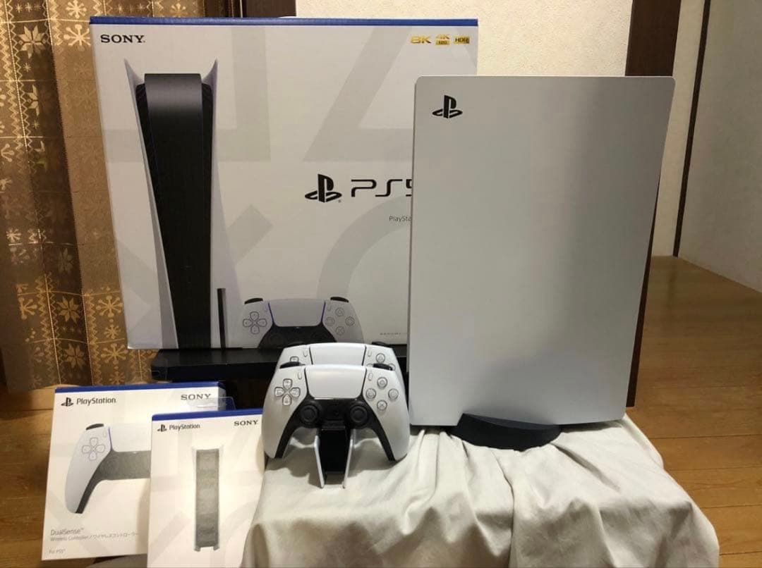PS5 ディスクドライブ搭載モデル＋充電器＋コントローラー計2個セット Amazon.co.jp: PlayStation 5 デジタル・エディション日本語専用モデル