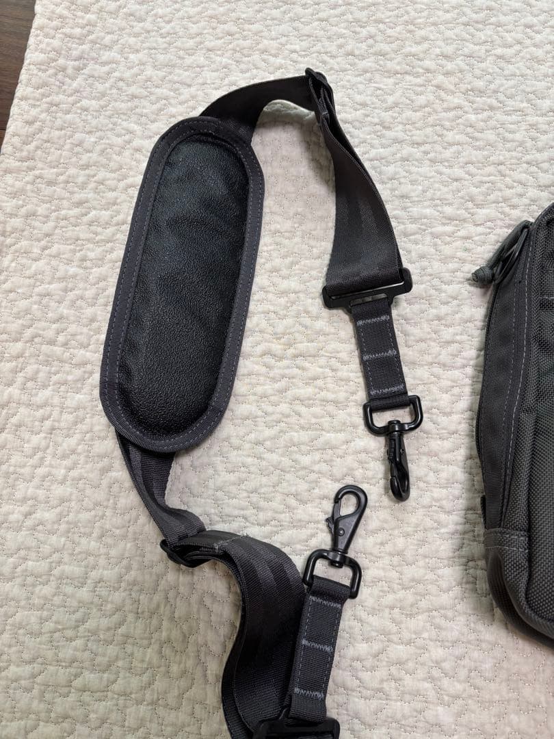 t*1様 再掲 【良品】BRIEFING 別注 トゥモローランド グレービジネス