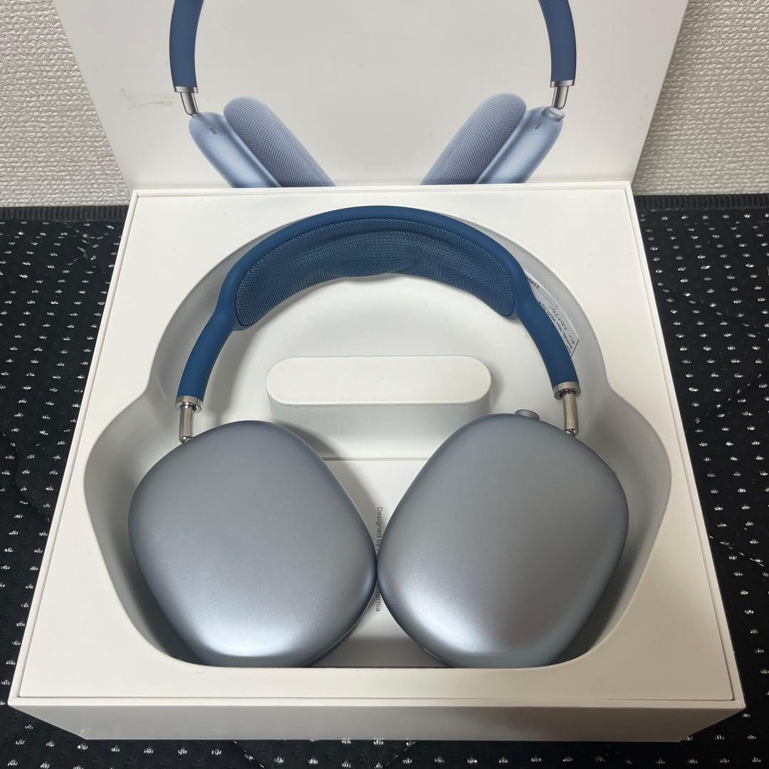 AirPods Max スカイブルー Amazon.com: Apple AirPods Max - Sky Blue (Renewed) : Electronics