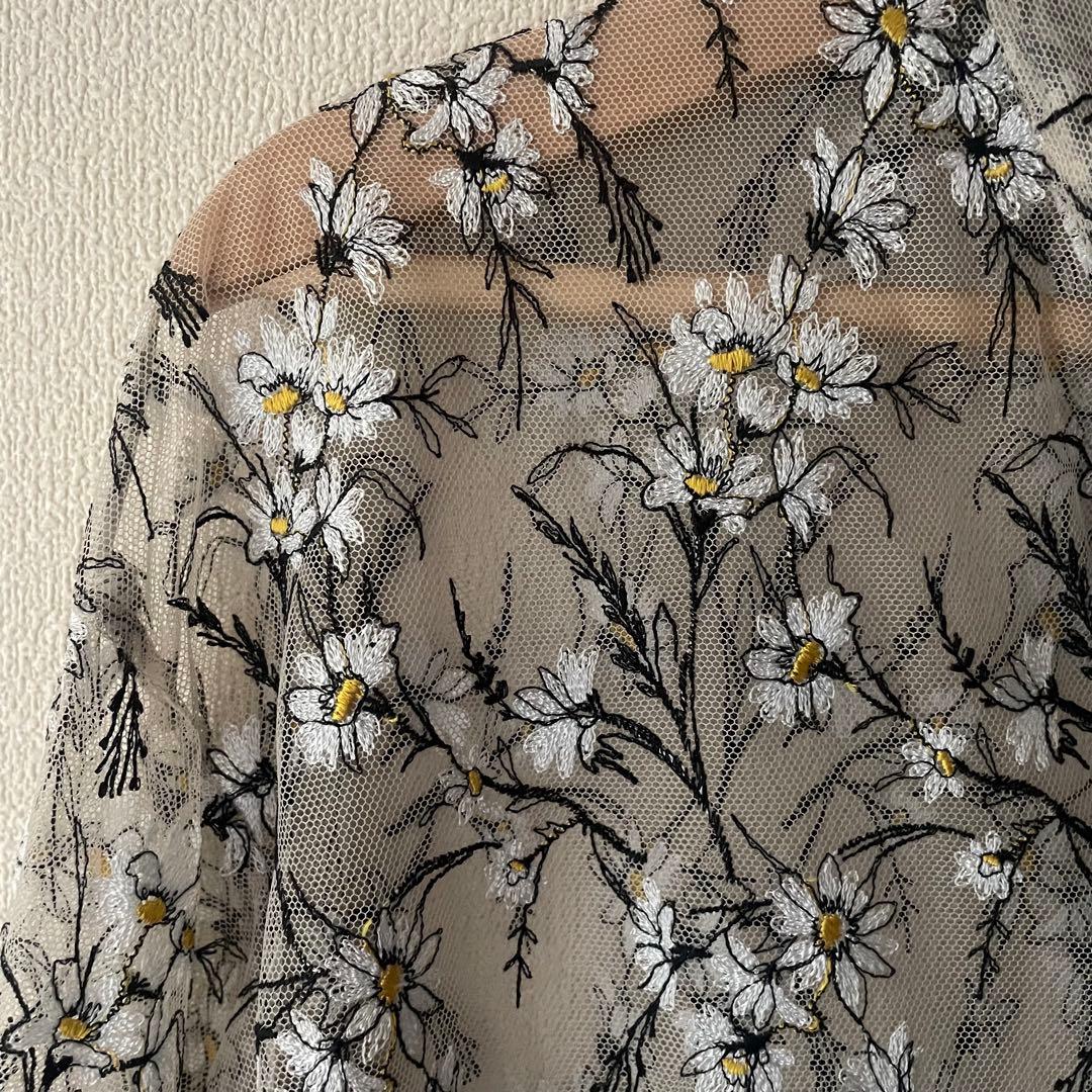 ブラミンク2025SPRING フラワーチュールレースリボンブラウス 38