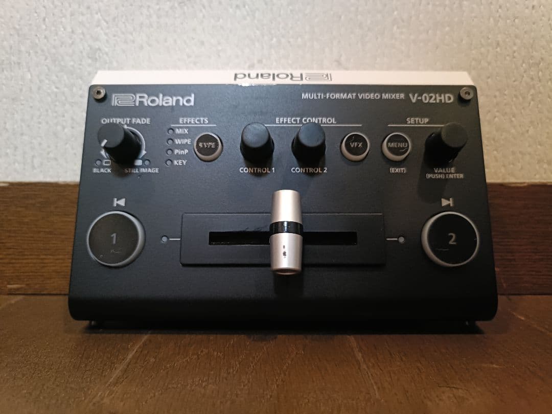 Roland V-02HD マルチフォーマットビデオミキサー Roland Pro A/V - V-02HD | Multi-Format Video Mixer