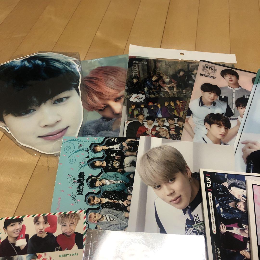 BTS グッズまとめ売り - メルカリ