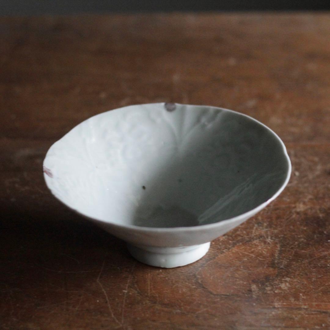 古伊万里 白磁 陽刻 茶碗 茶道具 古美術 古道具 アンティーク