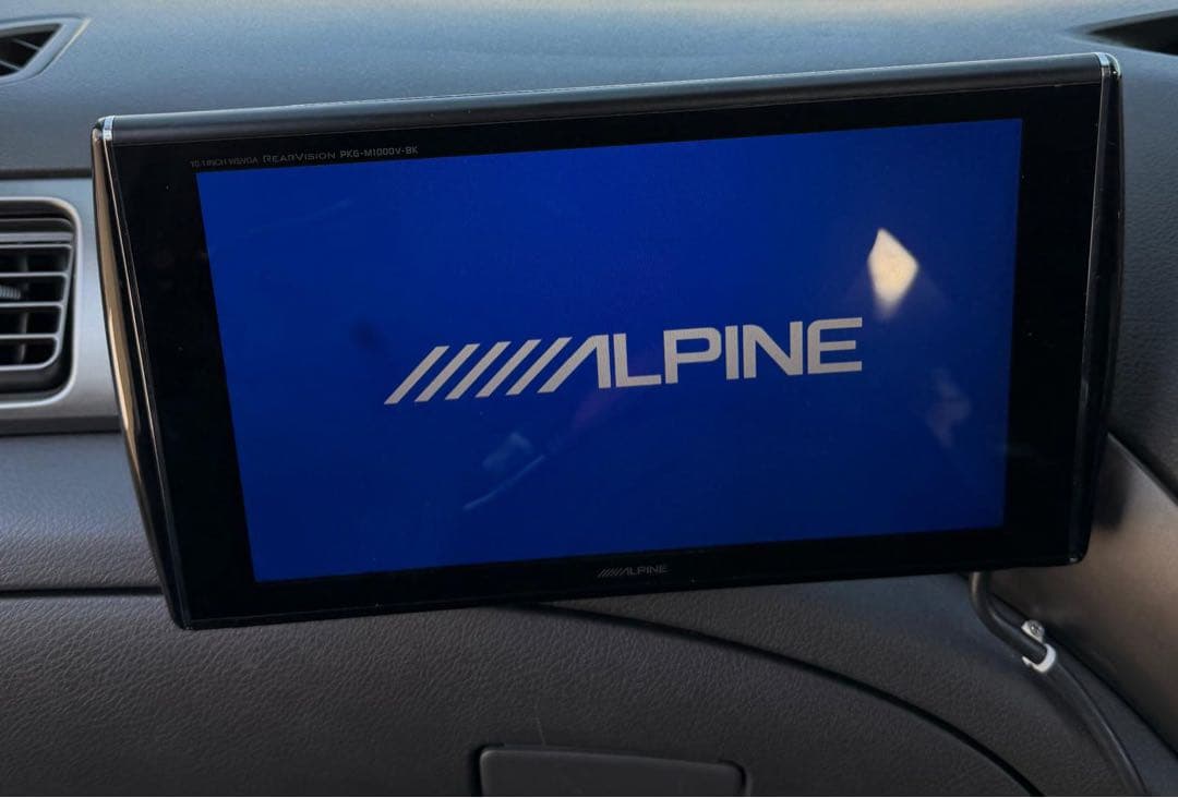 ALPINE 10.1インチ WSVGAモニター PKG-M1000V-BK - メルカリ