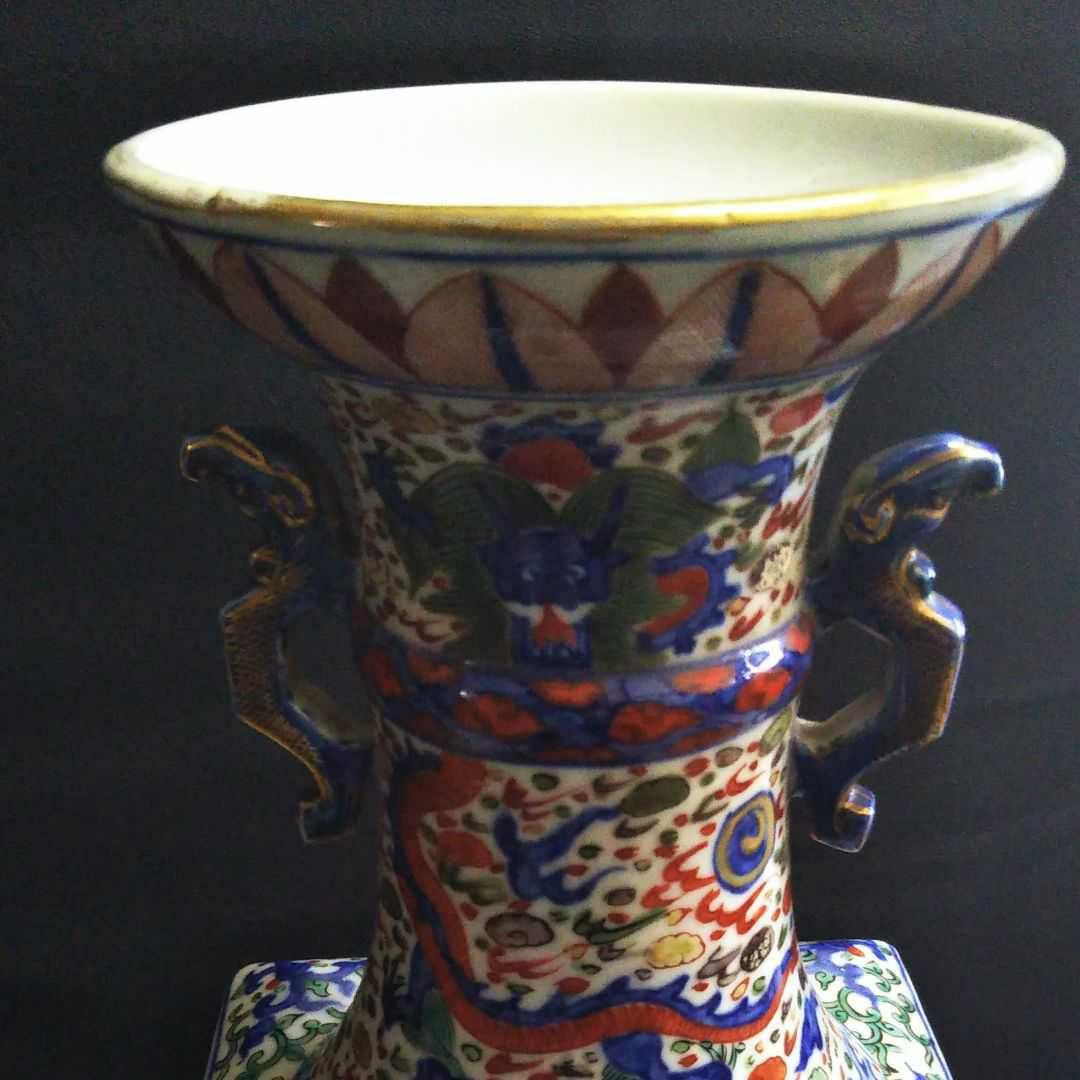 中国古美術/五彩纏枝賢人龍紋隻耳四方大瓶(款:大明万