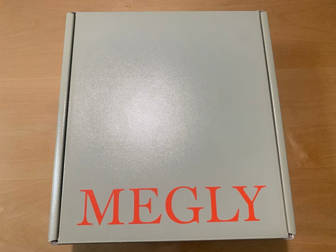 美品】MEGLEY（メグリー）本体 箱付き 保証書付の通販はau PAY