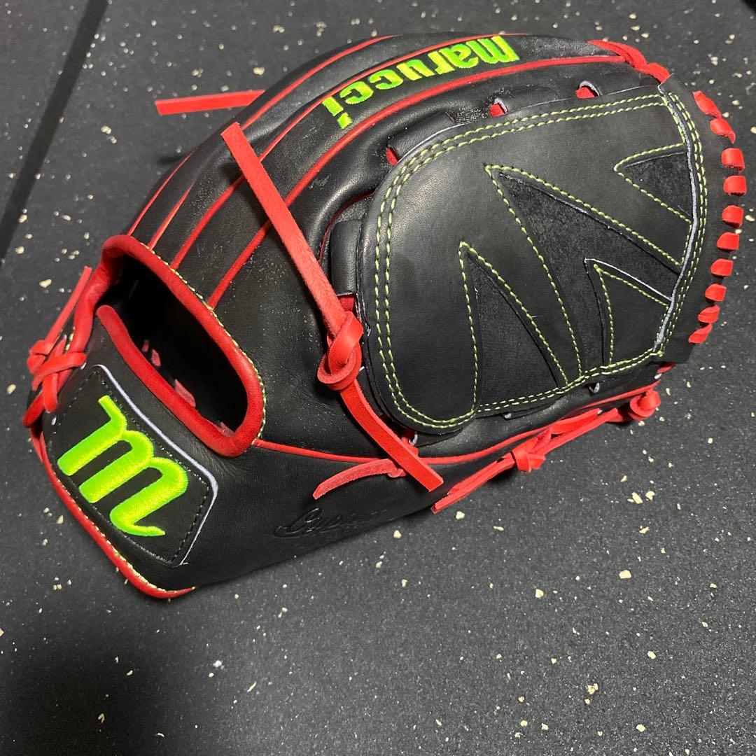 ラ*ス様 marucci 野球　グローブ　グラブ　投手用 楽天市場】マルーチ グローブ marucci 硬式用 キャピタルMタイプ 投手