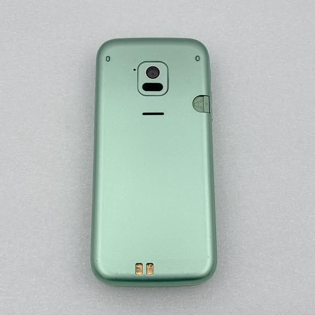 良品】docomo らくらくホン 8GB ミントグリーン フィーチャーフォン