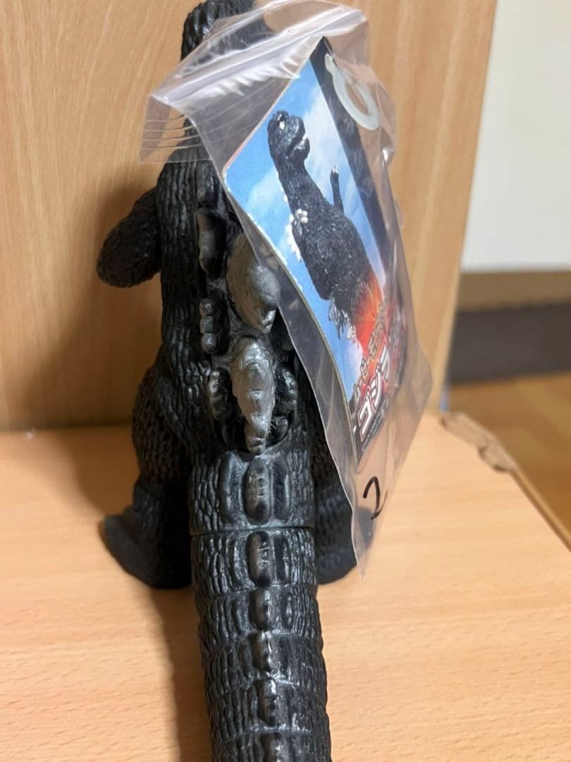 ゴジラ1974 ムービーモンスターシリーズ 怪獣 2003版 ソフビ 2 - メルカリ