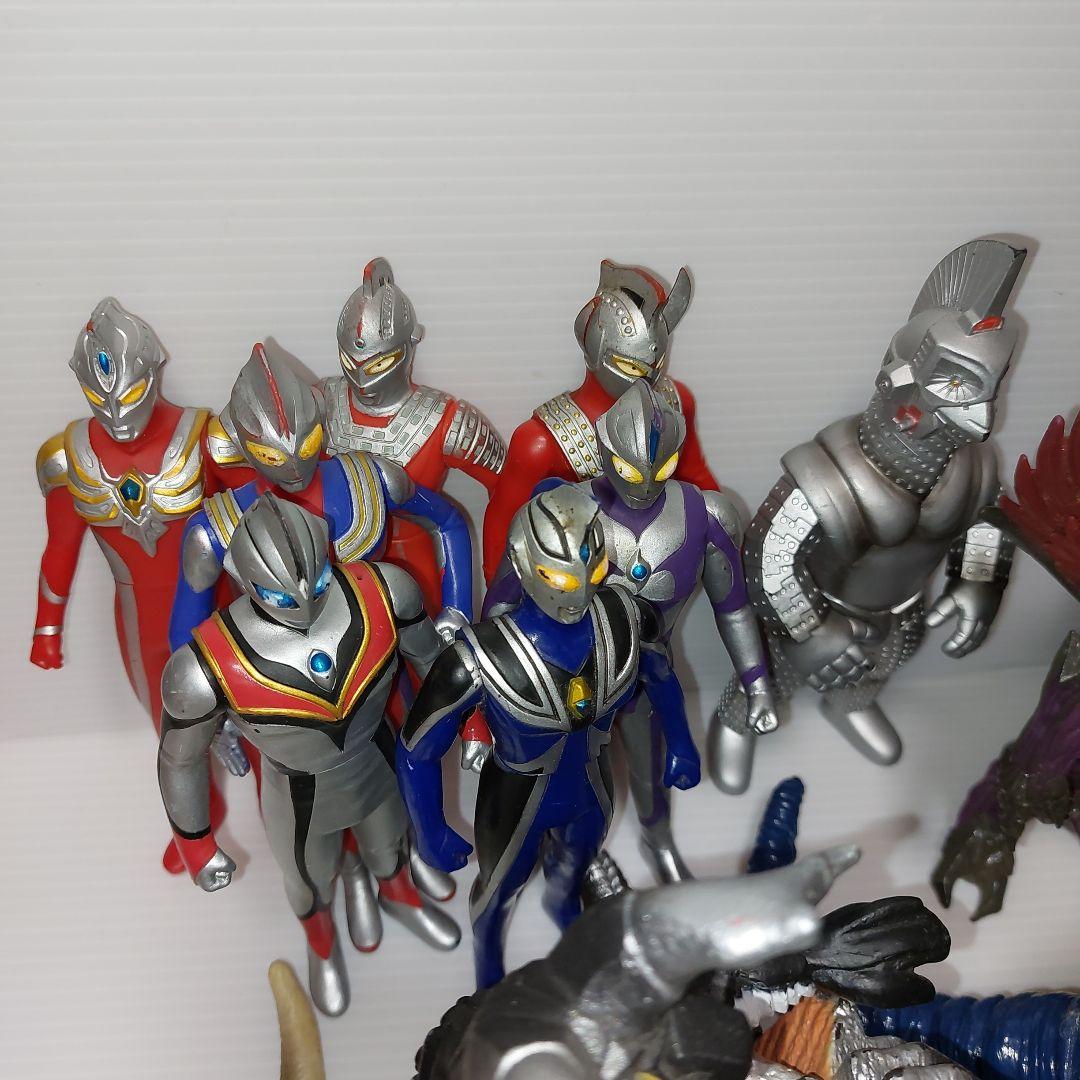 ウルトラマン 怪獣シリーズ 旧ウルトラ怪獣 まとめ売り43体！ 当時物