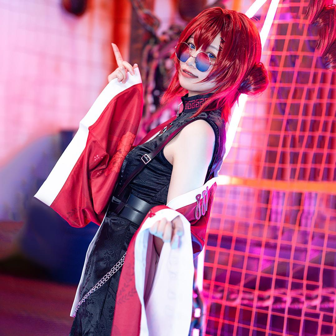 にじさんじ アンジュカトリーナ コスプレ チャイナドレス - メルカリ