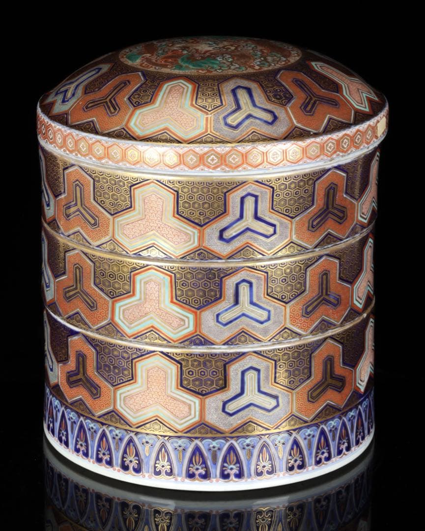 希少古伊万里】金襴手龍文様三段重 重箱 豪華絢爛色絵金彩細工