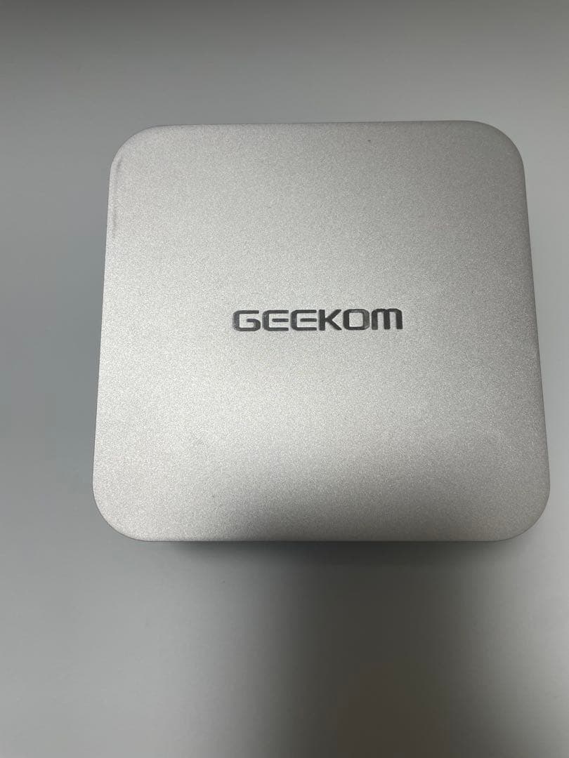 チ*キ様 GEEKOM A8 R9-8945HS 32GB 2TミニPC ジャン Amazon.com: GEEKOM A8 Mini PC with AMD Ryzen 9 8945HS (Beats
