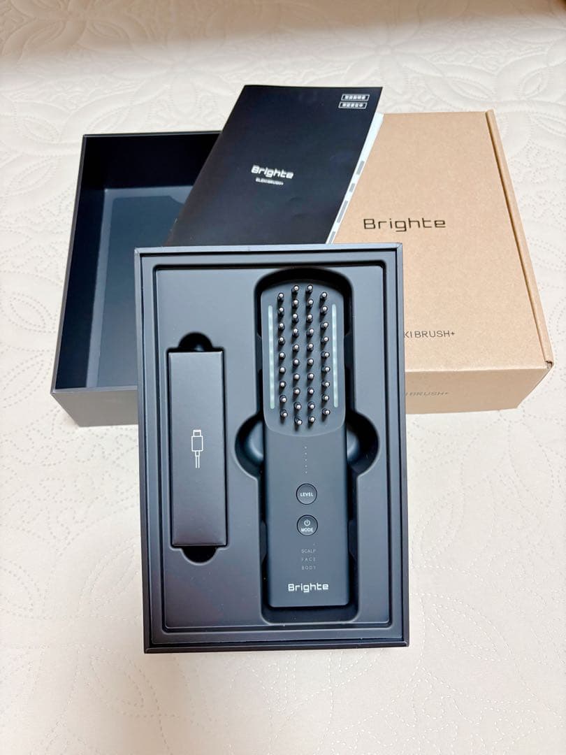 【超美品】ブライト Brighte ELEKI BRUSH+ 美顔器 Amazon.co.jp: 【佐々木希アンバサダー】 Brighte ブライト ELEKI