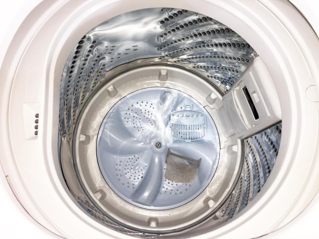 30日迄！2016製★ハイセンス☆4.5kg☆洗濯機【HW-E4501】