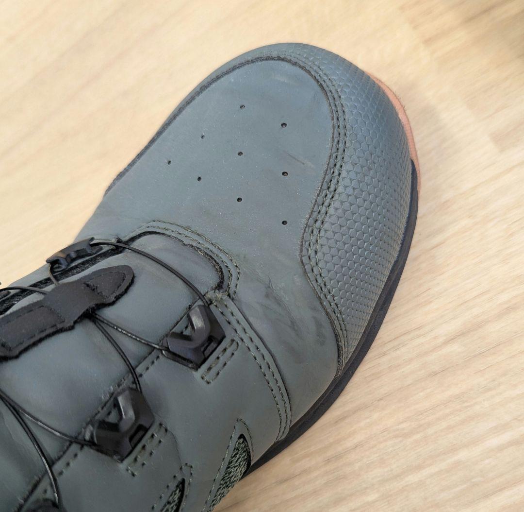 Mizuno BOAシステム安全靴 カーキ/ブラック 26.5cm