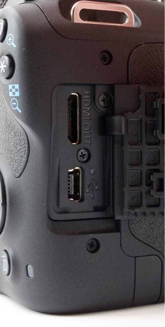 専用！Canon EOS kiss X9☆X7後継機☆Wi-Fi内蔵☆高速AF