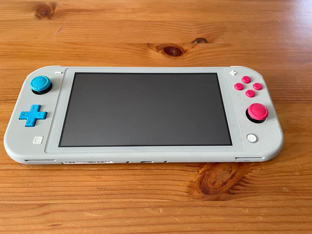 Nintendo Switch Lite ポケモンデザインどうぶつの森ソフト付き あつまれ どうぶつの森』ソフトが入った特別デザインのNintendo Switch