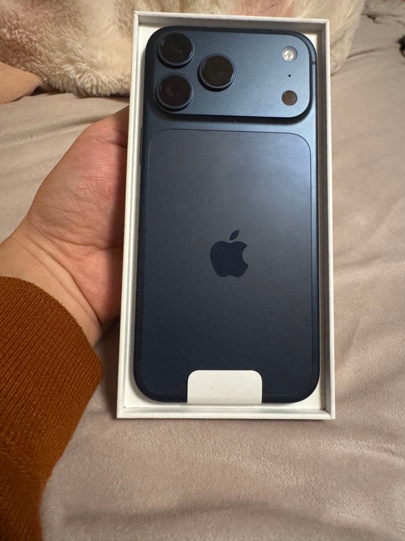 海外版 iPhone 17 Pro Max 512GB、未アクティベート・未使用 - メルカリ