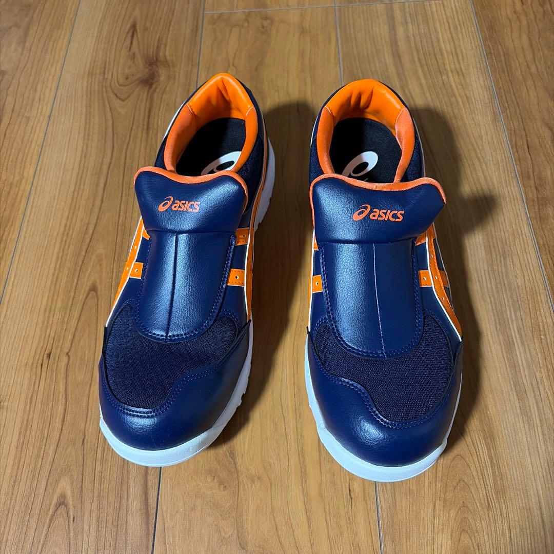 《新品未使用》アシックスWINJOB CP211 SLIP-ON