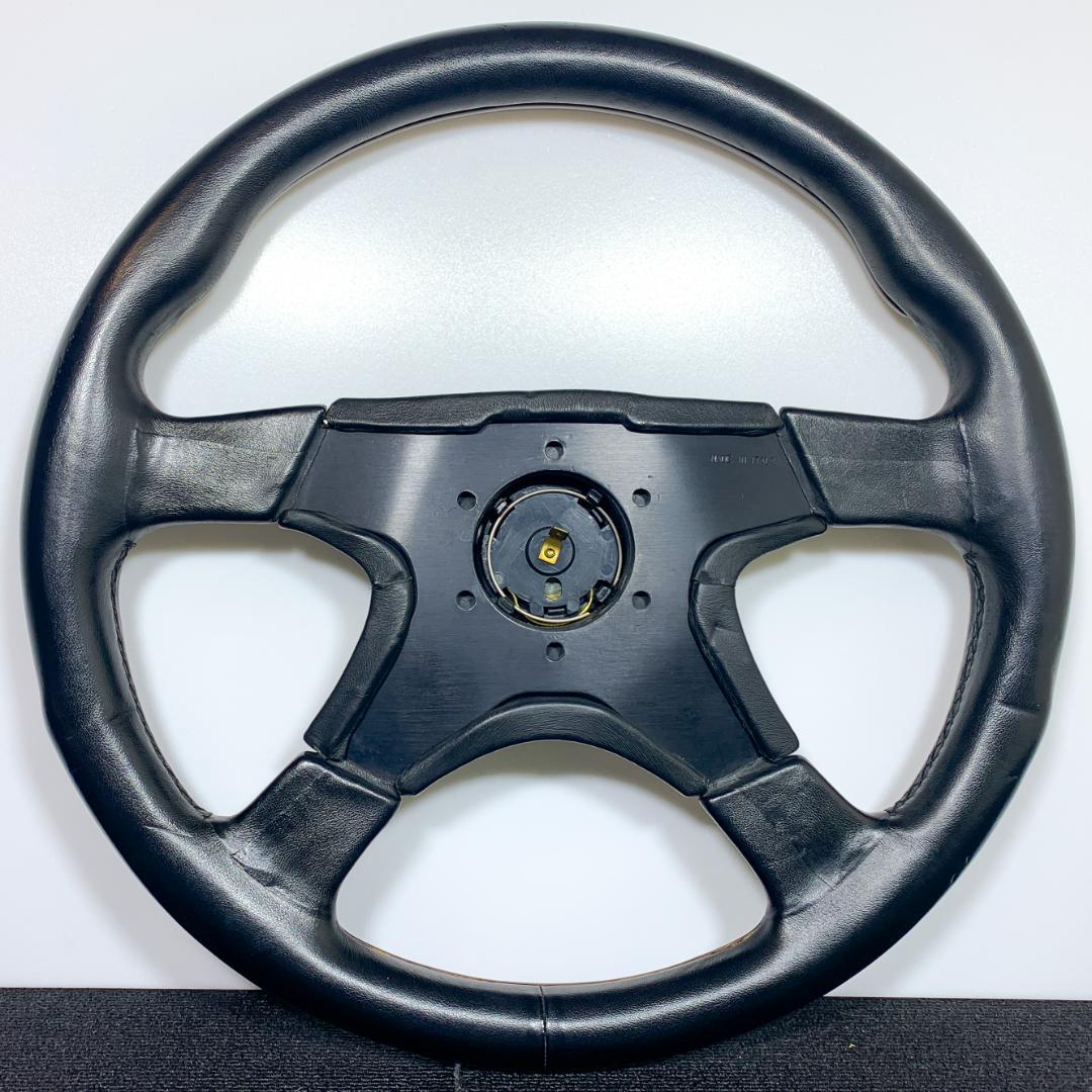 ヴェローナ ビクトリア レザー ウッド コンビステアリング ホーン