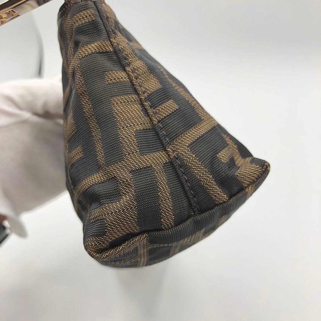 フェンディFENDIポーチ】ズッカ柄ロゴ化粧ポーチ小物入れ文具筆箱