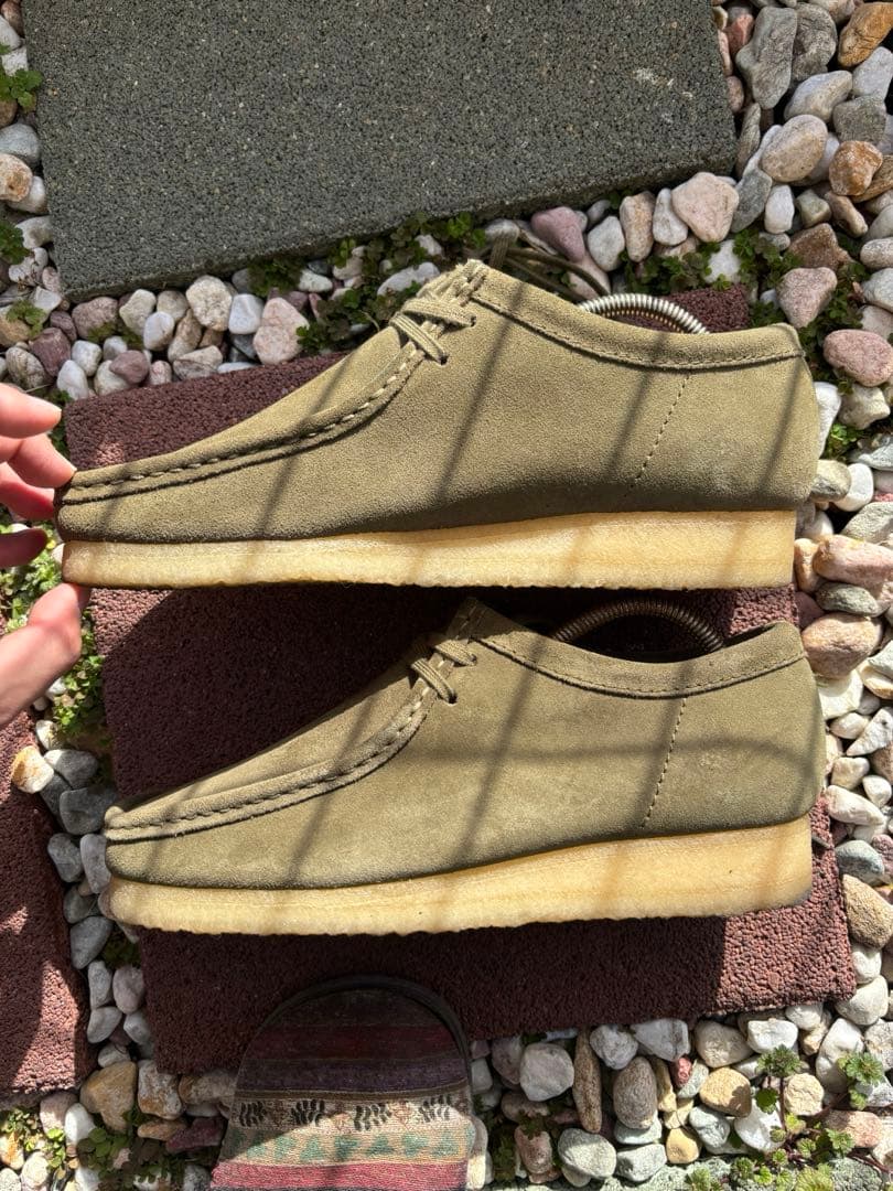 クラークスワラビー カーキ色 UA BEAUTY & YOUTH別注品 - メルカリ