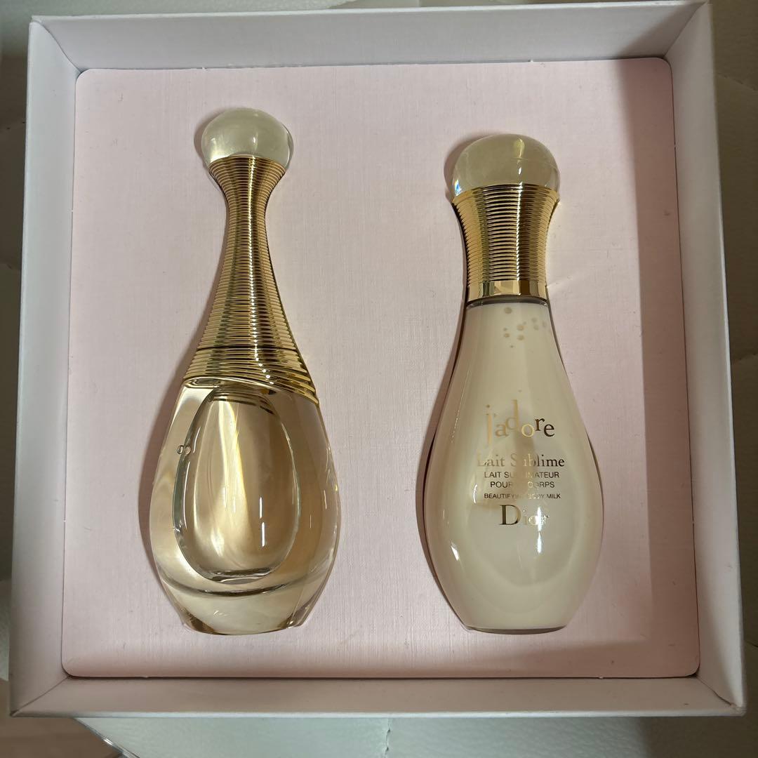 未使用品Diorジャドール香水50mL＆ボディローション75mL J’adore ジャドールオードゥパルファン＆ボディミルクセット(ディオール)の通販