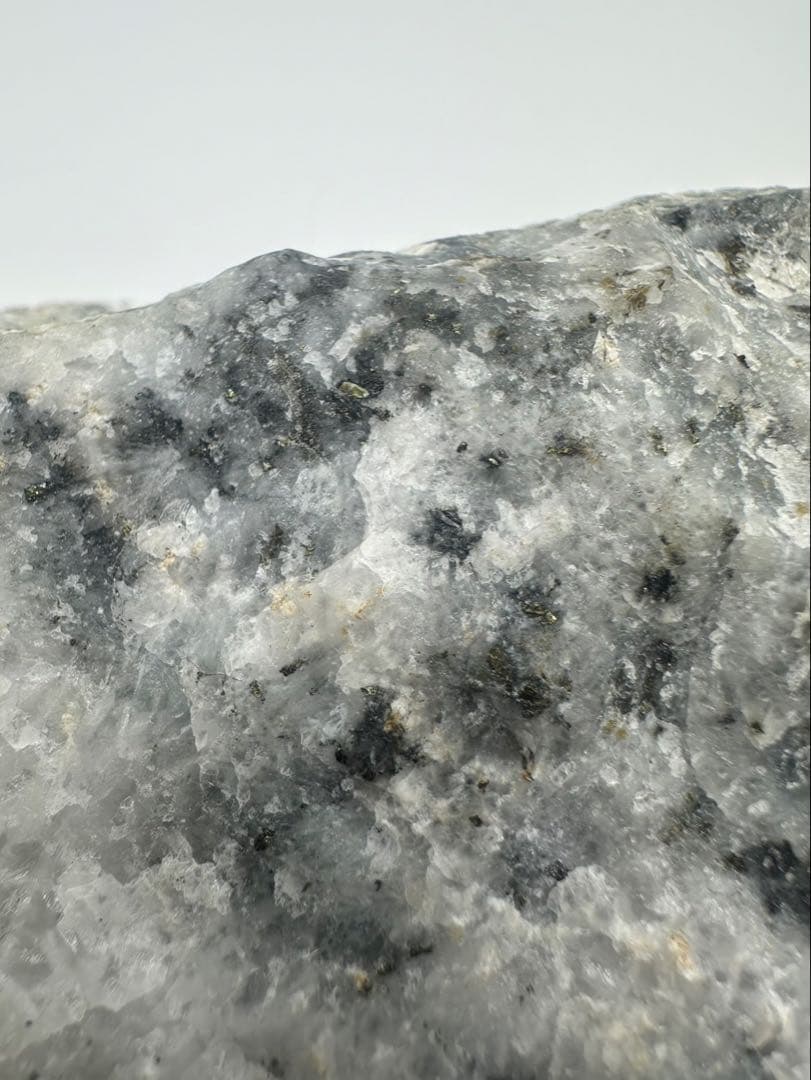 金　佐渡 金鉱石 原石 標本 鑑賞石 水石 天然石 自然石 飾石 535.4g