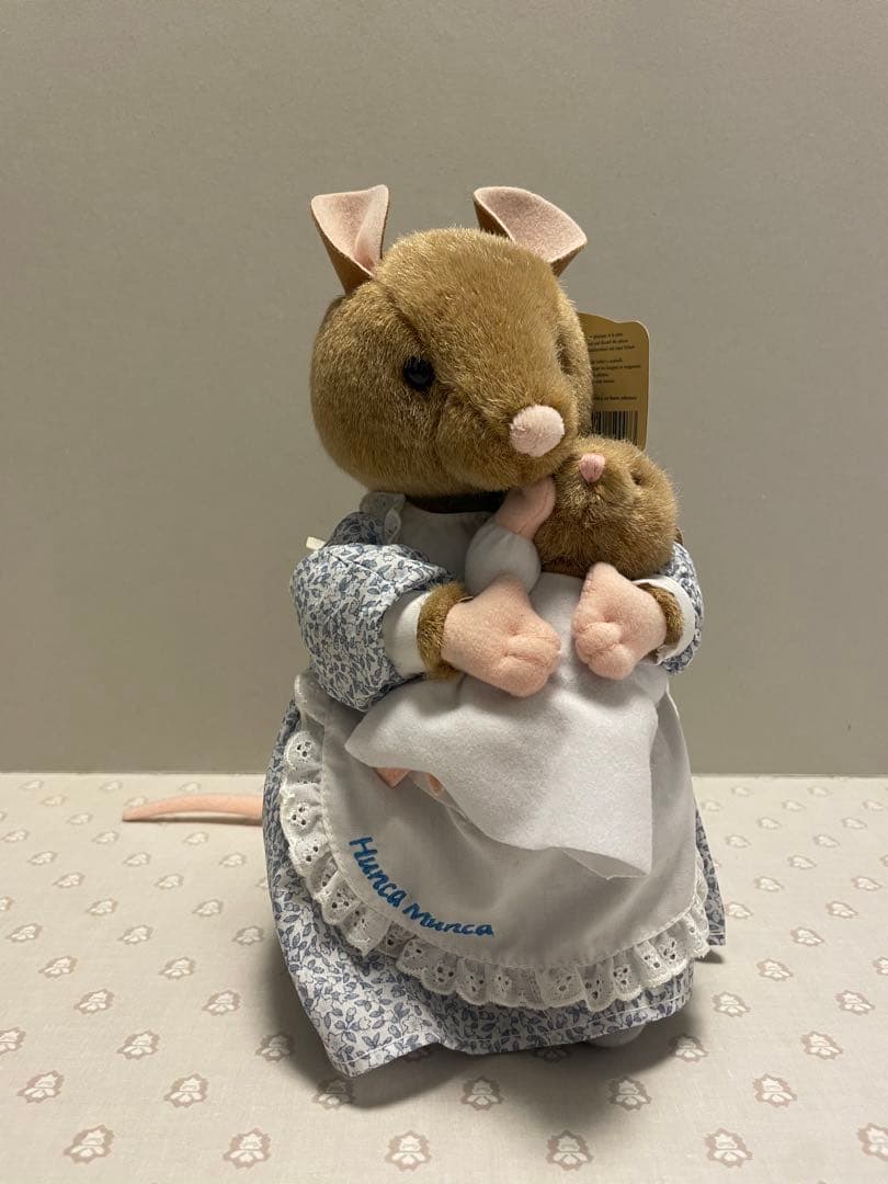 ピーターラビット ハンカマンカぬいぐるみ - メルカリ