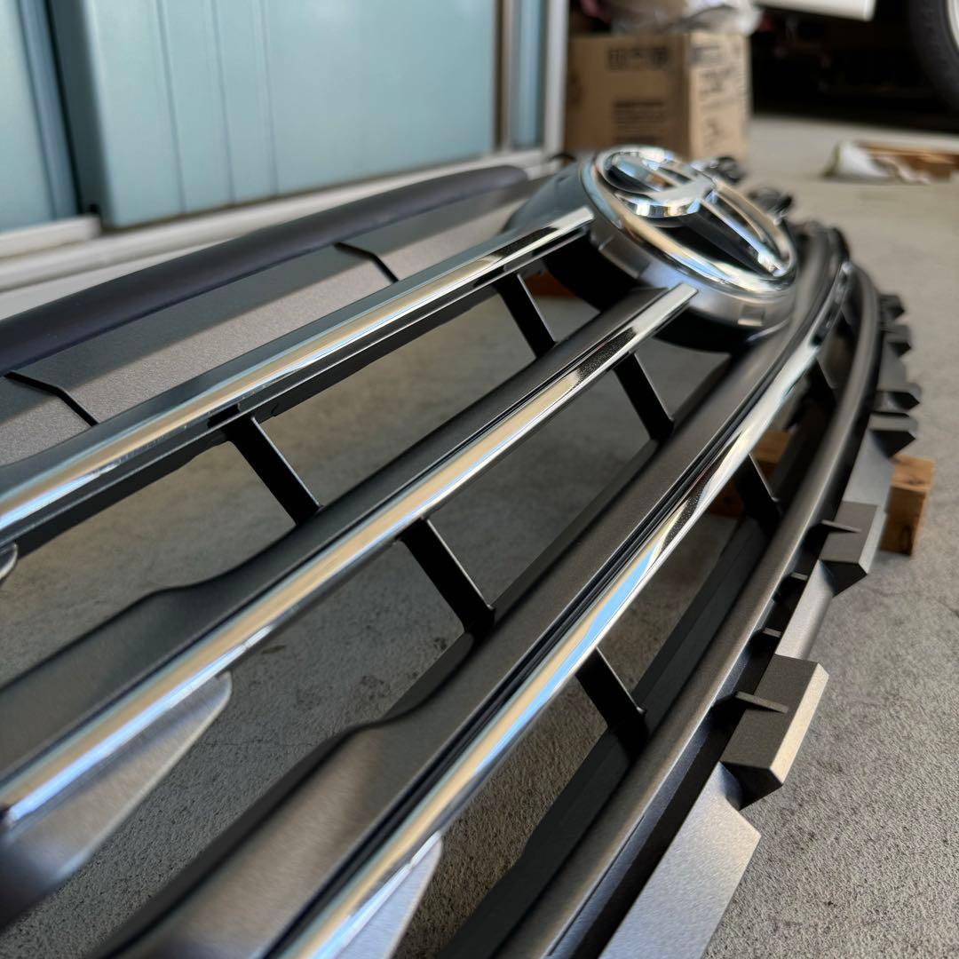 ヴァンガード 純正 グリル - メルカリ