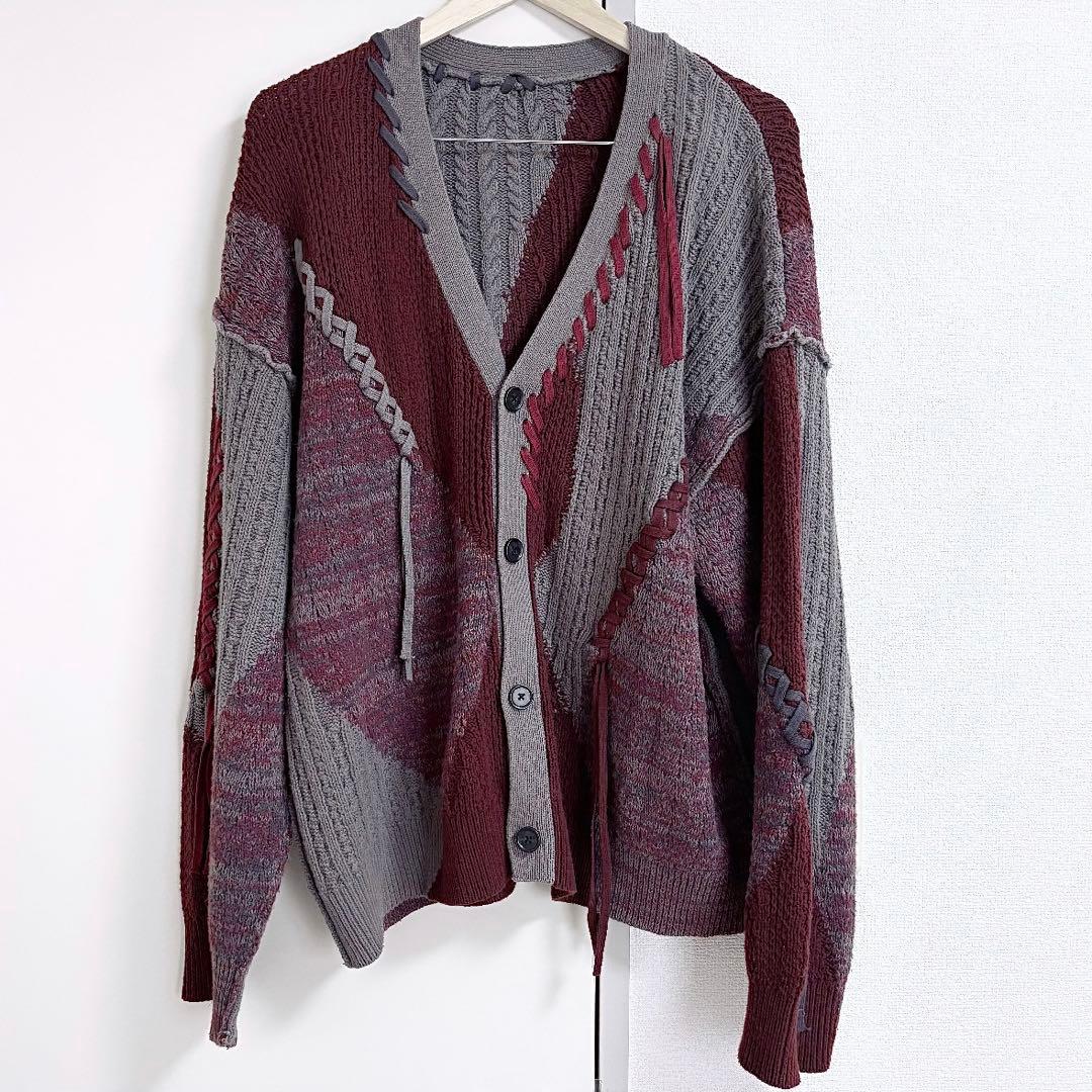 HARE ステッチキリカエニットカーディガン グレー レッド - メルカリ