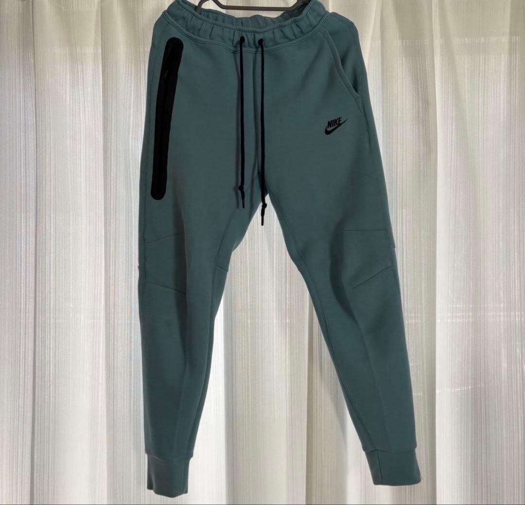 Nike テックフリース 激レアセットアップ - メルカリ
