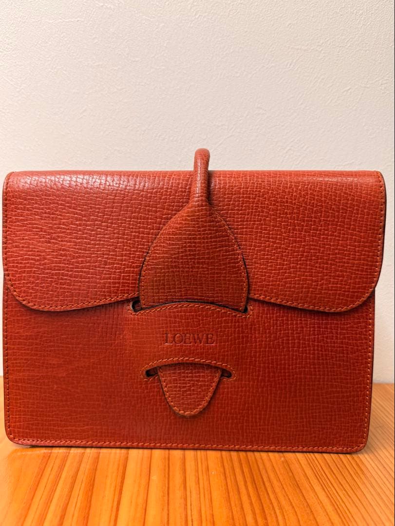 LOEWE ロエベ バルセロナ クラッチバッグ 楽天市場】ロエベ ショルダーバッグ クラッチバッグ バルセロナソフト