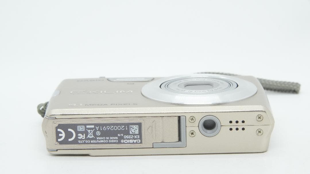 A3046】 CASIO EXILIM EX-Z250 カシオ エクシリム - メルカリ